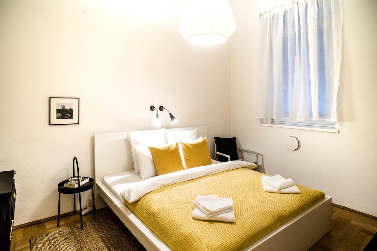 Garden Trees Apartment บูดาเปสต์ ภายนอก รูปภาพ